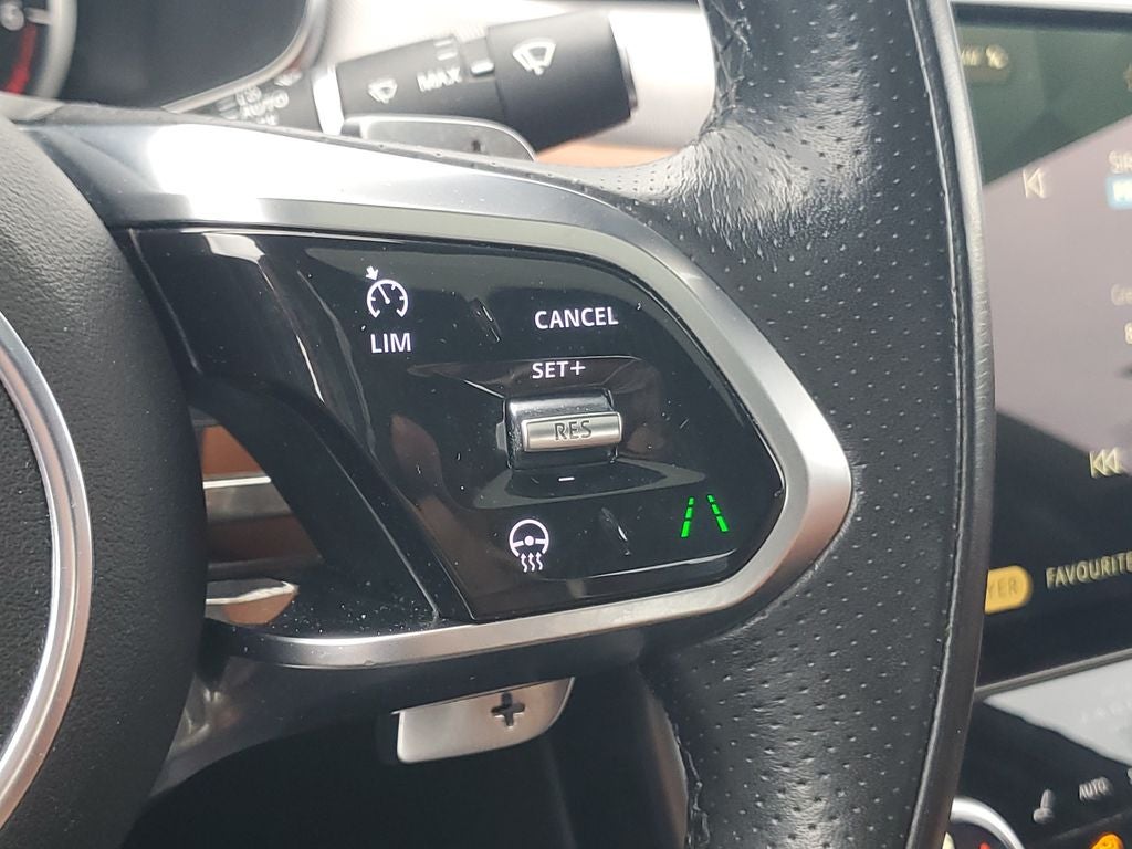 2022 Jaguar XF R-Dynamic SE