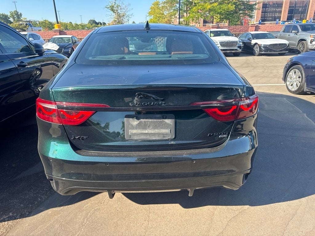 2022 Jaguar XF R-Dynamic SE