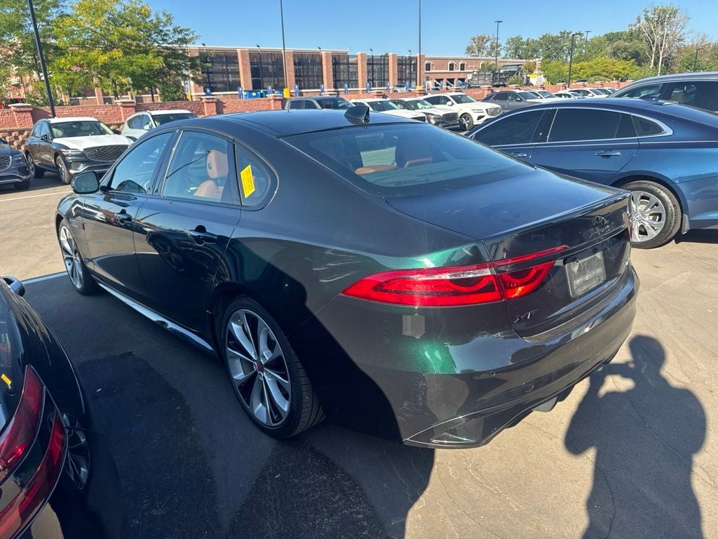2022 Jaguar XF R-Dynamic SE