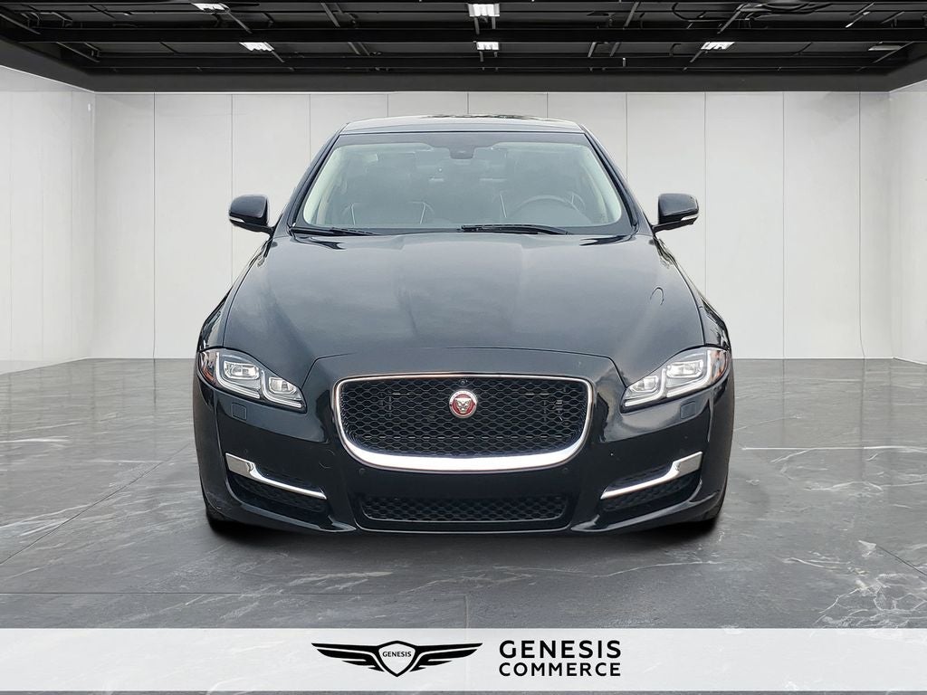 2016 Jaguar XJ R-Sport