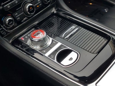 2016 Jaguar XJ R-Sport