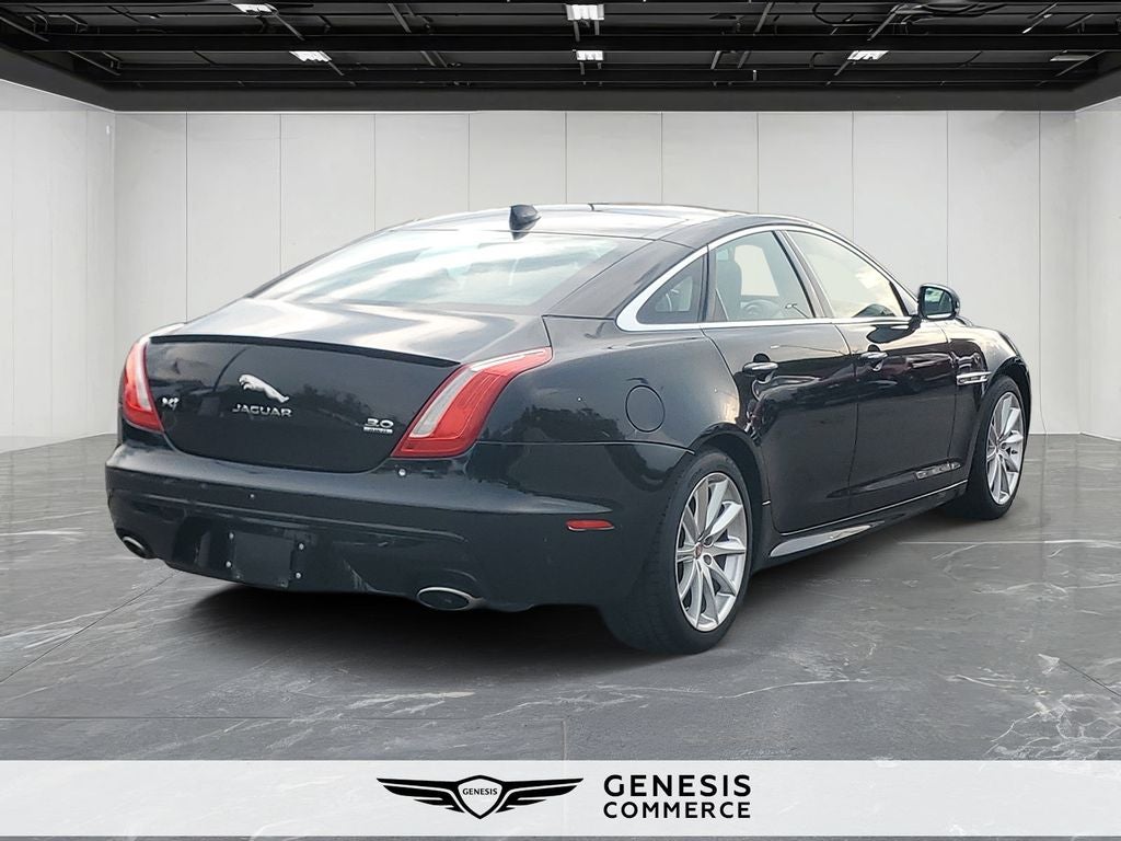 2016 Jaguar XJ R-Sport