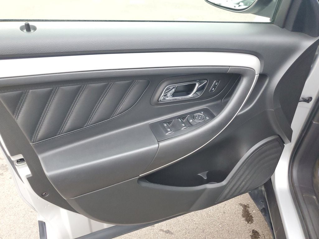 2018 Ford Taurus SEL