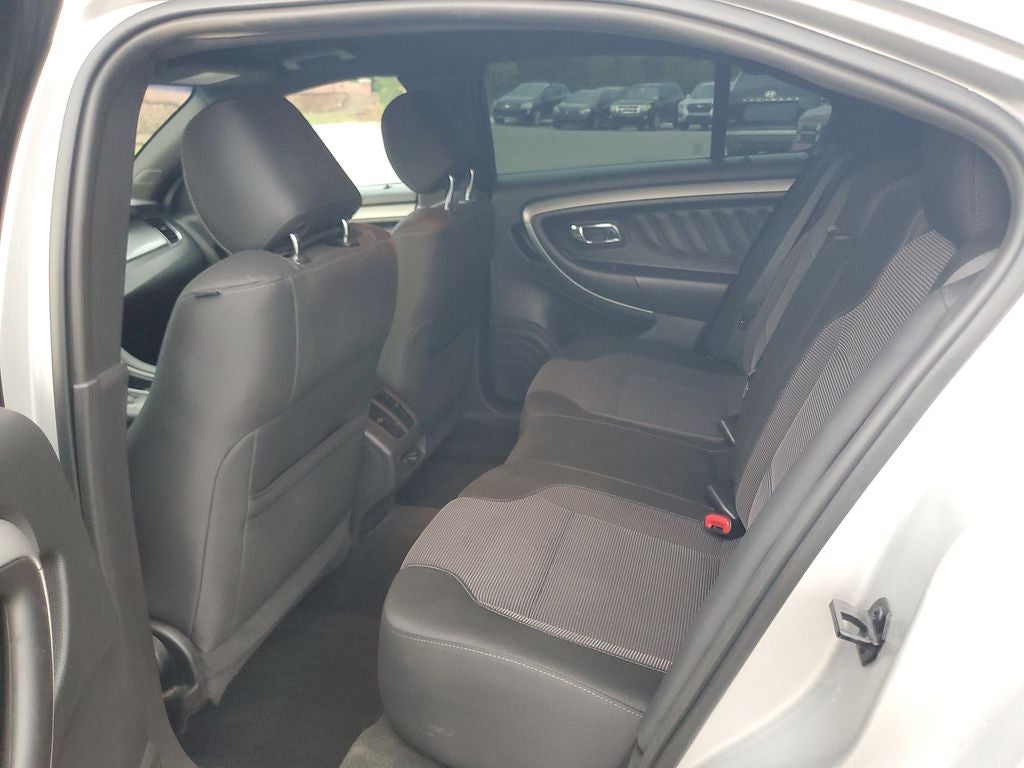2018 Ford Taurus SEL