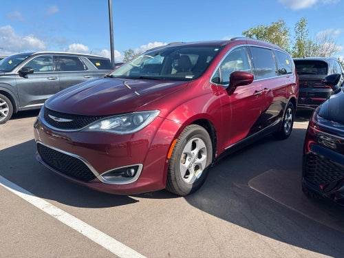 2017 Chrysler Pacifica Touring L Plus
