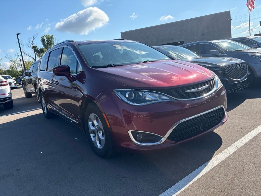 2017 Chrysler Pacifica Touring L Plus