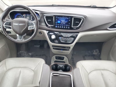 2017 Chrysler Pacifica Touring L Plus