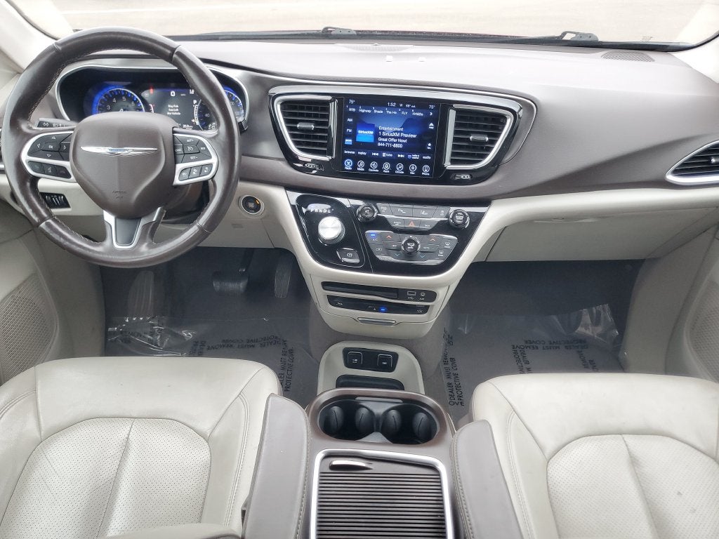 2017 Chrysler Pacifica Touring L Plus