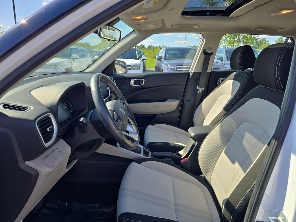 2023 Hyundai Venue SEL